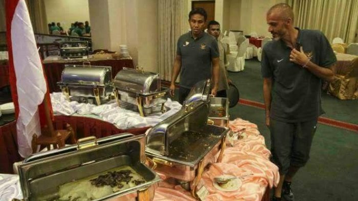 Timnas Indonesia kehabisan makanan