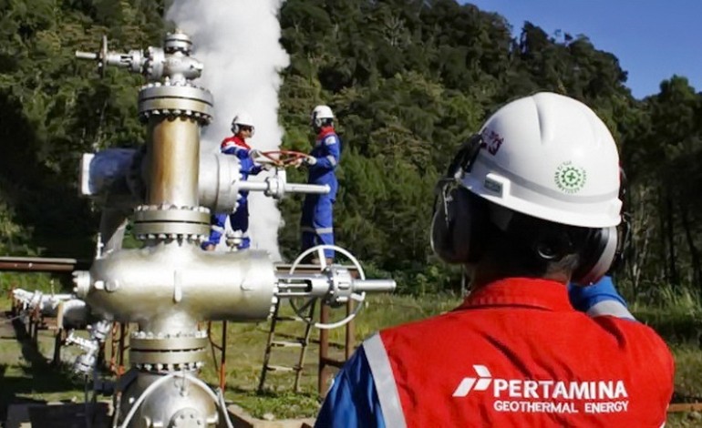 Pertamina Kembangkan Panas Bumi