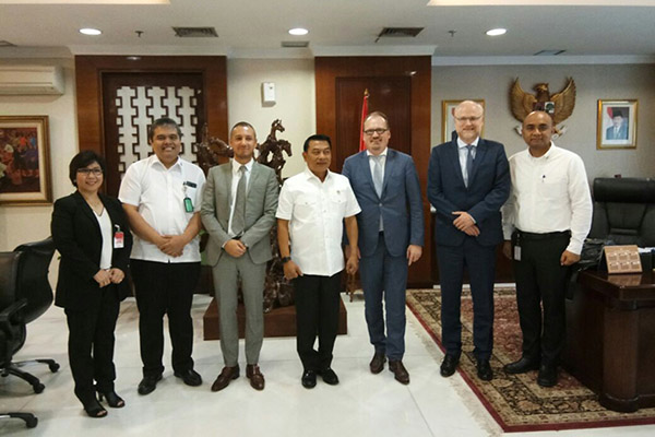 Pertemuan antara Kepala Staf Kepresidenan Moeldoko dengan Direktur Hubungan Global OECD Andreas Schaal