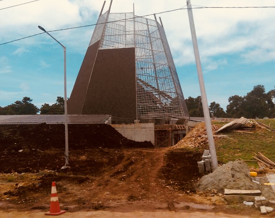 pembangunan tahap kedua pengembangan Zona Sub Inti dan Pendukung PLBN Pos Lintas Batas Negara (PLBN) Terpadu Skouw yang berada di Distrik Muara Tami, Kota Jayapura, Papua