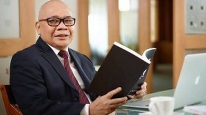 Profesor Ir. Jusman Syafii Djamal