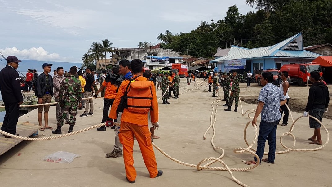 Pencarian Korban KM Sinar Bangun