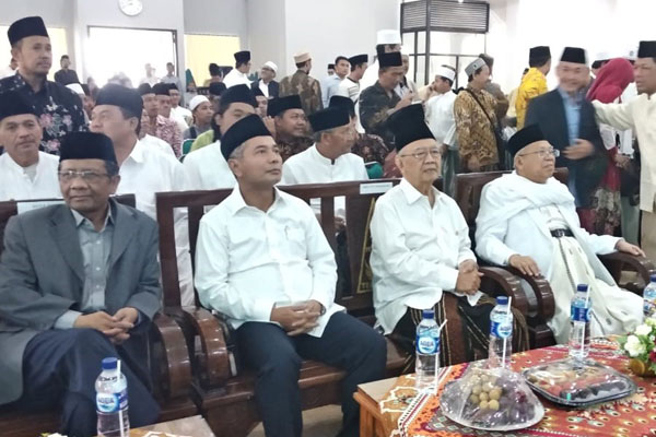 Mahfud MD, KH Ma'ruf Amin dan Gus Sholah