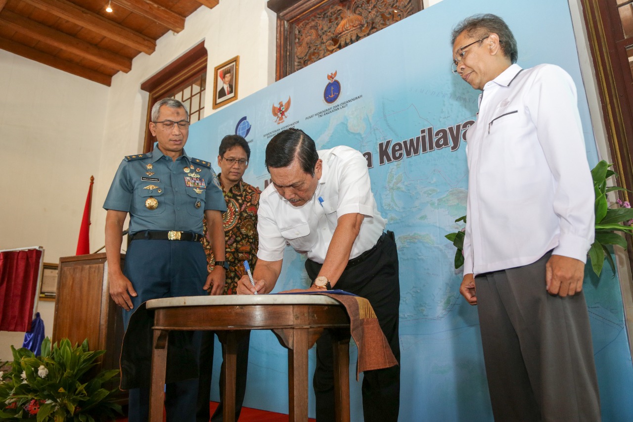 Menteri Koordinator Bidang Kemaritiman (Menko Maritim) Luncurkan Data Rujukan Kewilayahan Indonesia di Gedung Arsip Negara, Jakarta, Jumat (10/8).