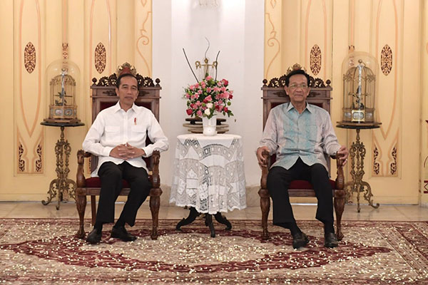 Jokowi dan Sultan Hamengkubuwono X