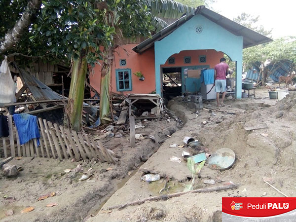 Salah satu rumah di Desa Kabobona, Kecamatan Dolo, Kabupaten Sigi yang rusak parah akibat gempa