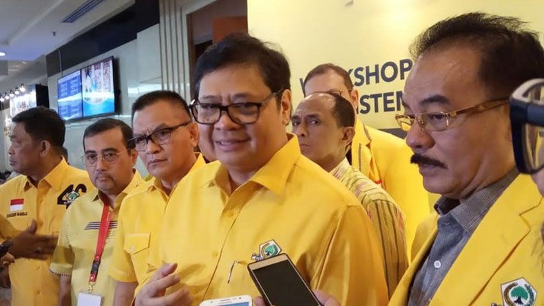 Golkar Pecat Kader