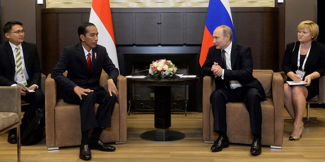 Putin Bertemu Jokowi