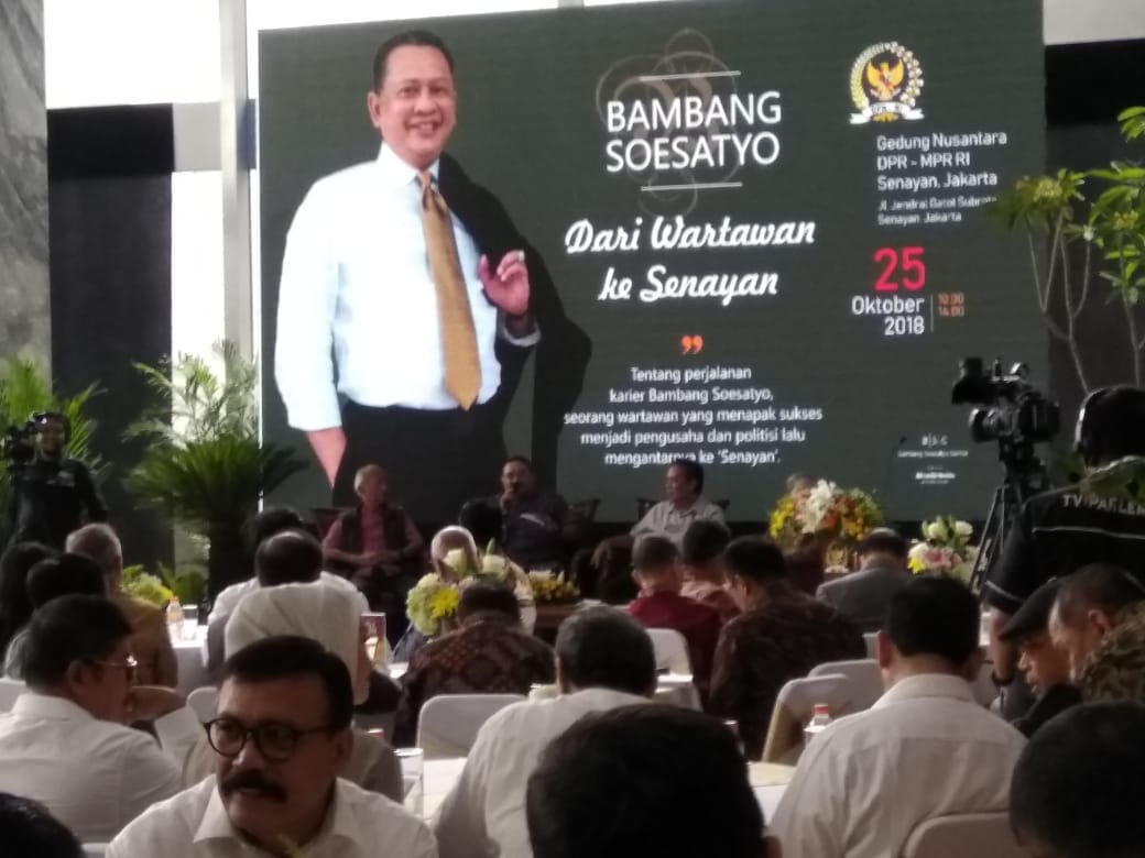 Talkshow peluncuran buku "Dari Wartawan ke Senayan" (Foto: M Riz/Fakta.News)